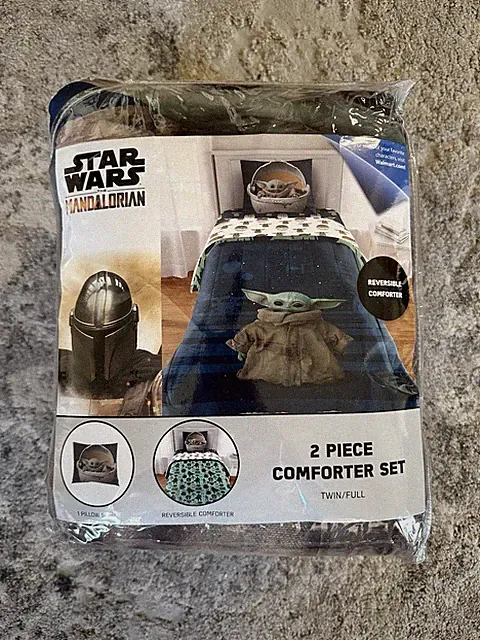 Disney Star Wars Mandalorian Reversible Comforter Set Twin/Full Grogu Kids Teens