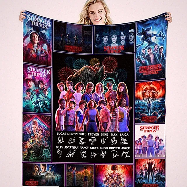 Season 5 Retro Sci-Fi Mystery Flannel Throw Blanket Soft Cozy Couch Bed Gift
