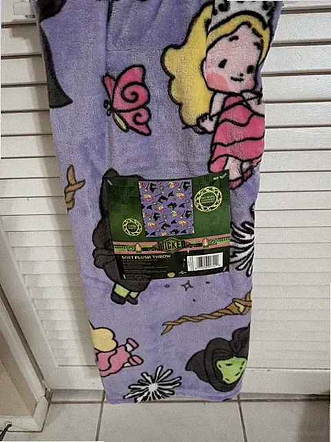 Wicked Franco 40x50” Throw Blanket-Little Elphaba & Little Glinda Purple NWT